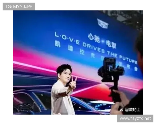 樊振东场上像怪兽，场下像拎着名牌袋子的邻家大哥