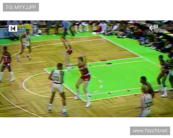 拉里·伯德连续三分拉开差距，精准投篮主导季后赛胜局